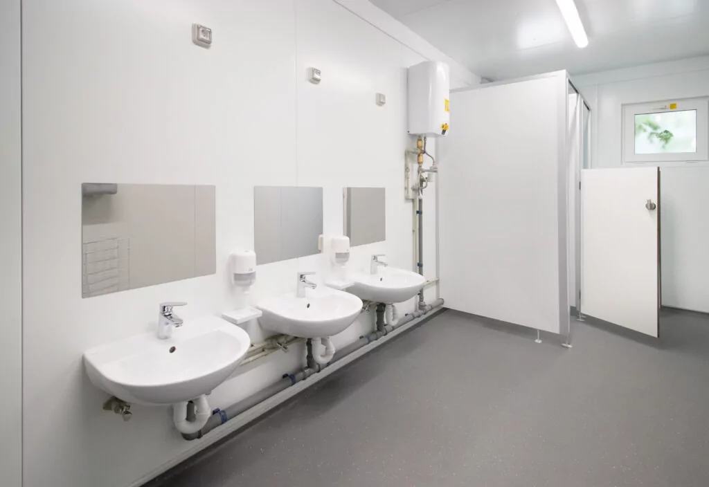 sanitairgebouw